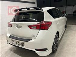 تۆیۆتا کرۆلا iM